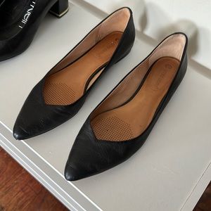 Black Leather Corso Como Ballet Flats